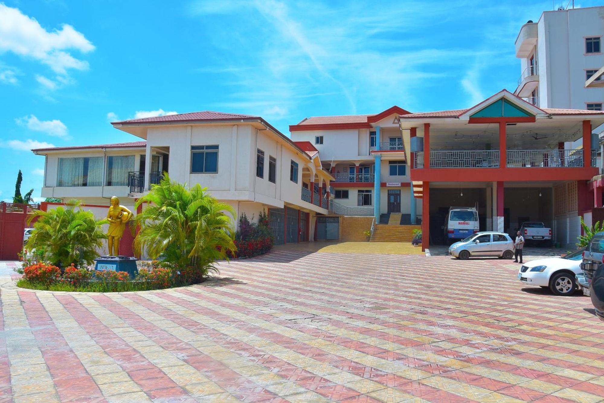 Mawuli Hotel Obuasi Exterior foto